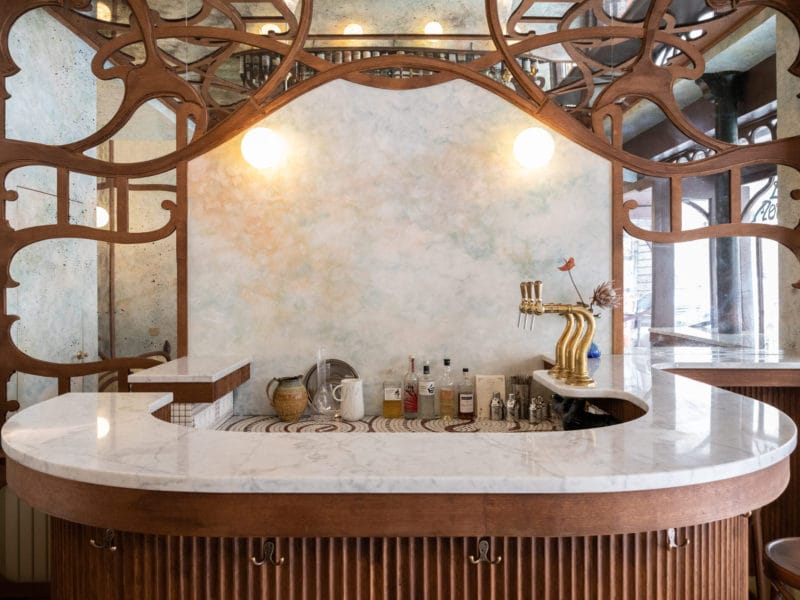 Bar Nouveau