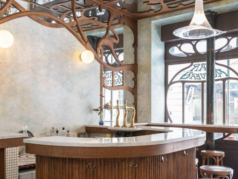 Bar Nouveau